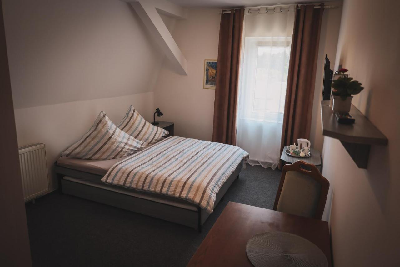 Hotel Apartment Faraon Rumburk Luaran gambar