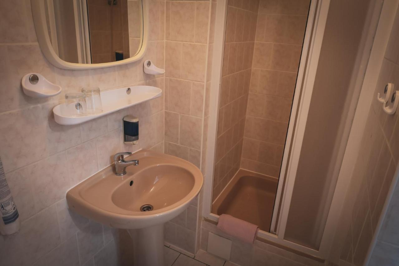 Hotel Apartment Faraon Rumburk Luaran gambar