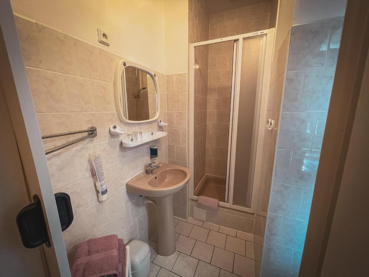 Hotel Apartment Faraon Rumburk Luaran gambar
